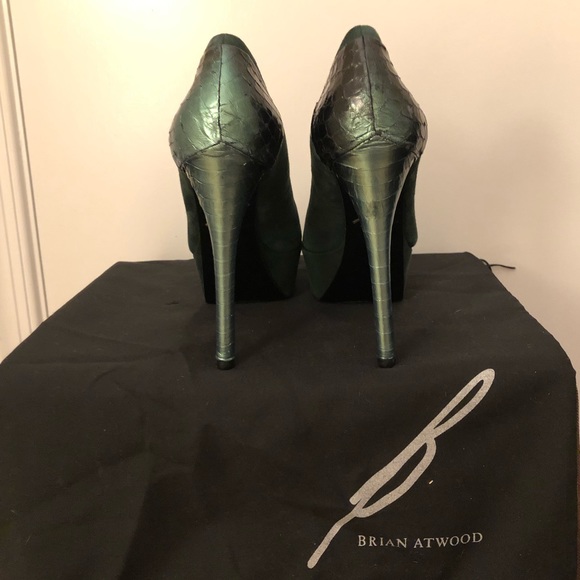 💐Brian Atwood Green Suede Platforms💐 - Picture 2 of 4